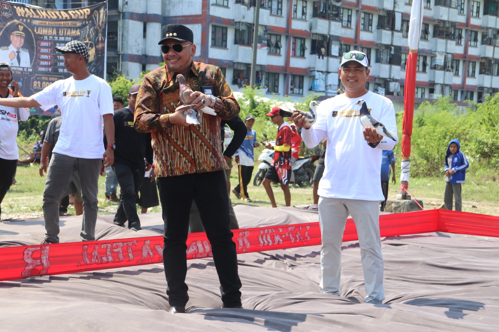 Wali Kota Tegal Buka Lomba Merpati Kolong Rusunawa Kraton, Total Hadiah Capai Rp83 Juta