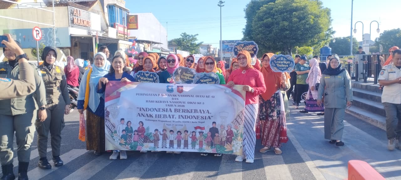 Peringati Hari Kebaya Nasional, GOW dan Wakil Wali Kota Tegal Kampanyekan Cinta Kebaya